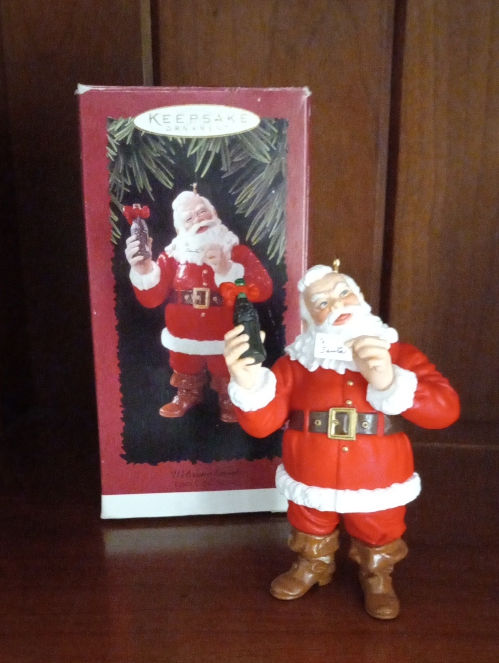1995 Hallmark Keepsake Ornament "Refreshing Gift" Coca-Cola Santa